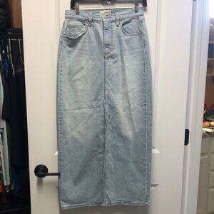 Women's Size 6 Denim Skirt